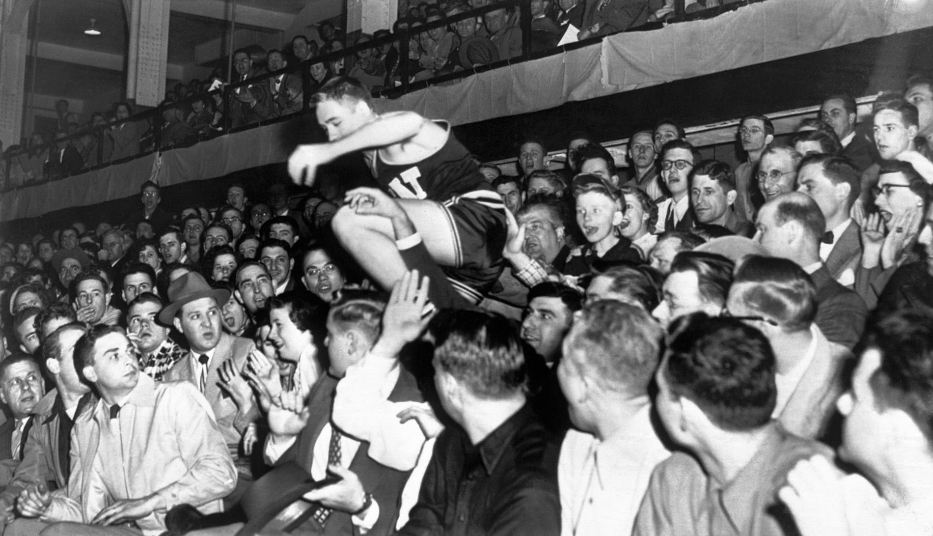1951: College hoops